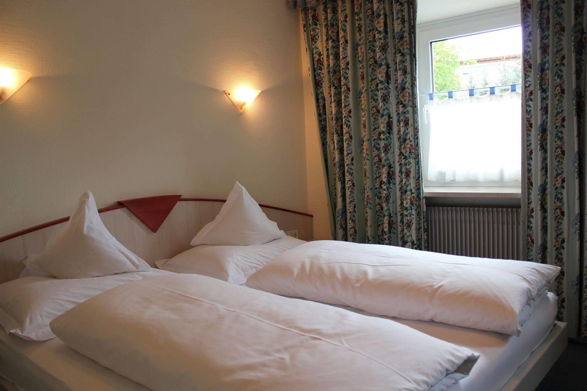 Hotel Loewenhof Bressanone Kültér fotó